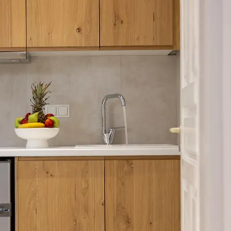 公寓 Stratos Naxos City