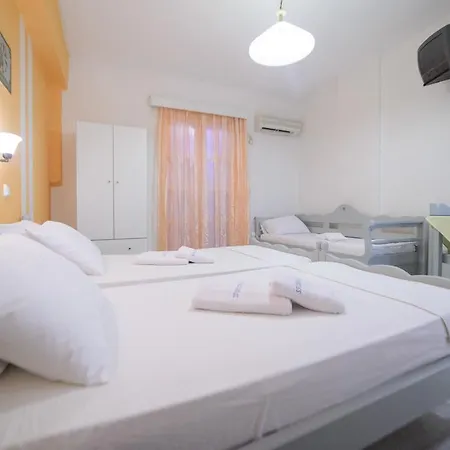 公寓 Stratos Naxos City